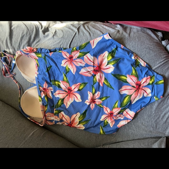 Isabel Maternity one piece floral bathing suit - Picture 4 of 8